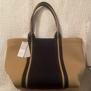 BNIB Rothy’s The Essential Tote